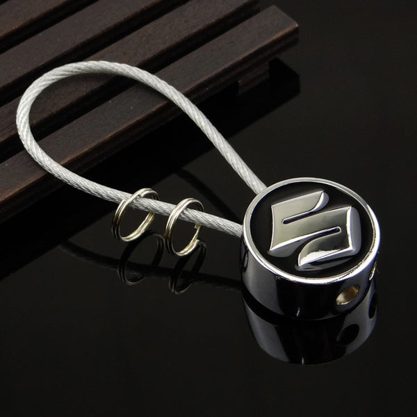 Suzuki metal wire keychain